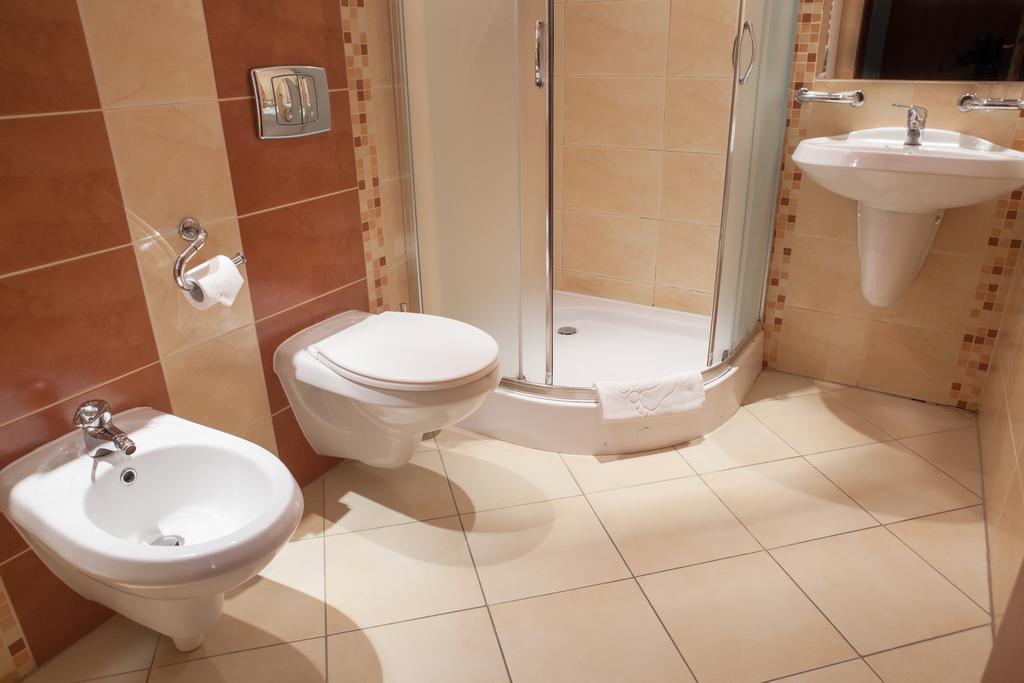 Hotel Przedwiosnie Маслов Екстериор снимка