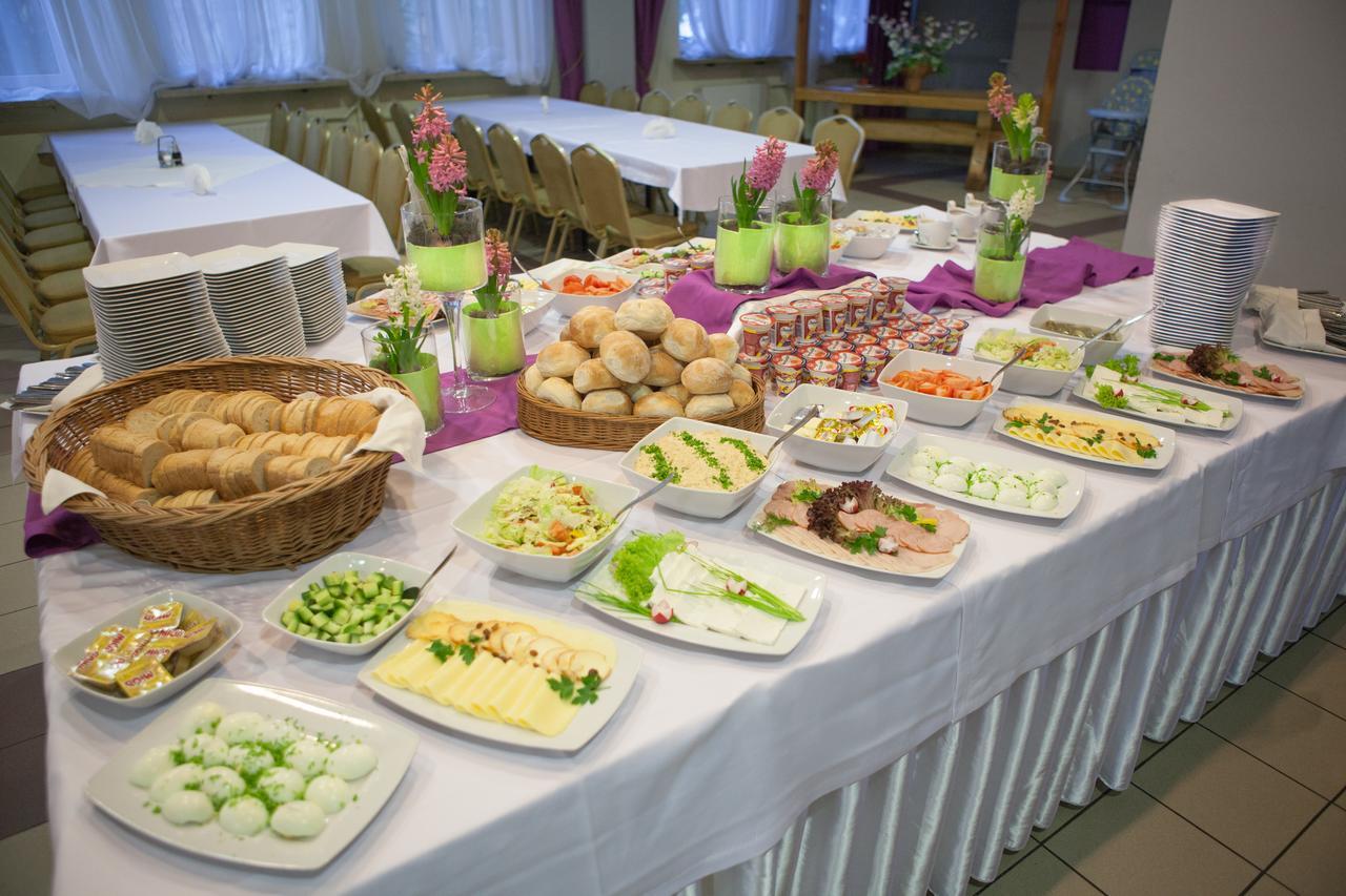 Hotel Przedwiosnie Маслов Екстериор снимка
